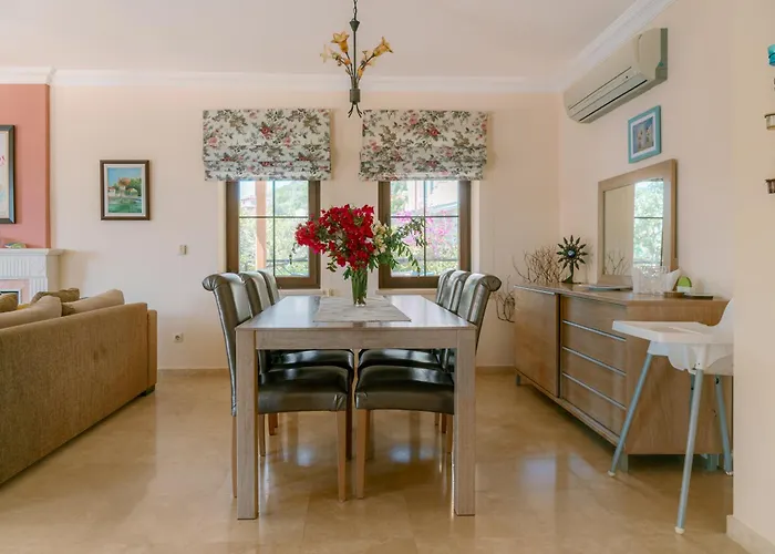 Limon, Cukurbag Peninsula-kas Villa Kaş